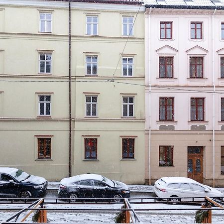 Romari Площа Міцкевича Lviv Buitenkant foto